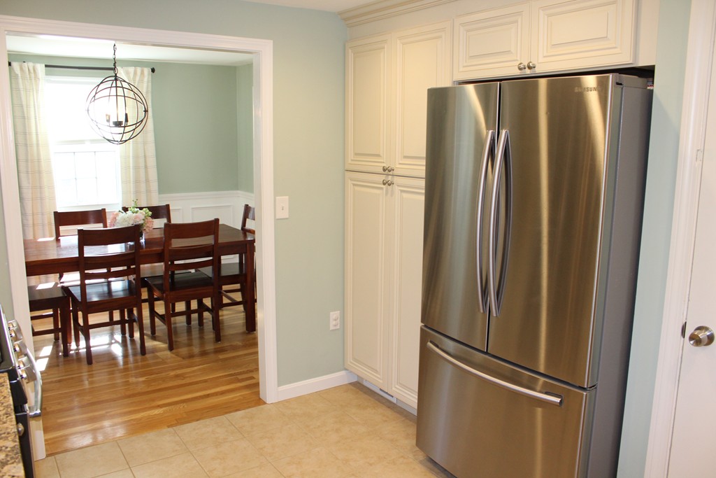 12 Woodmere Road Framingham, MA 01701 - Photo 6 of 12 Gallery Image 6