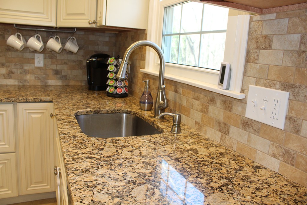 12 Woodmere Road Framingham, MA 01701 - Photo 8 of 12 Gallery Image 8