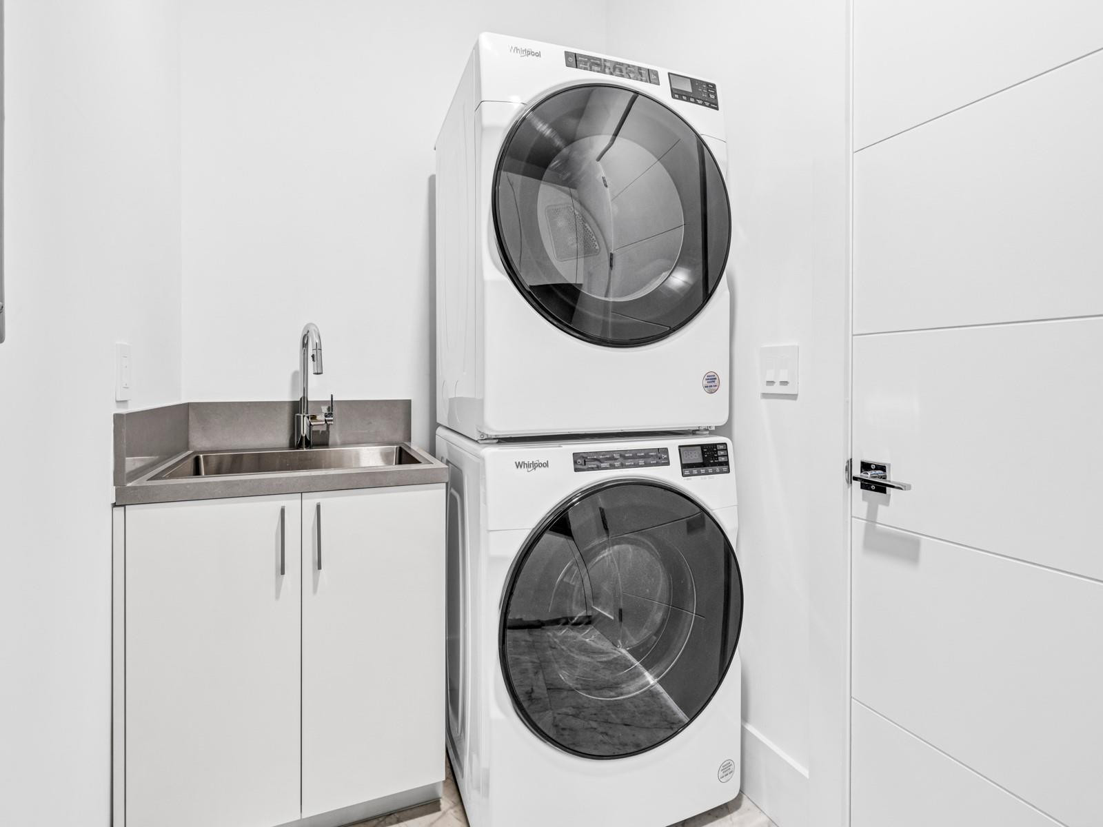 3755 Solana Road Miami, FL 33133 - Photo 18 of 18 LAWNDRY