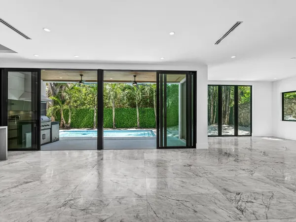 $23,500 | 3755 Solana Road, Miami, FL 33133