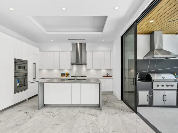 $23,500 | 3755 Solana Road, Miami, FL 33133