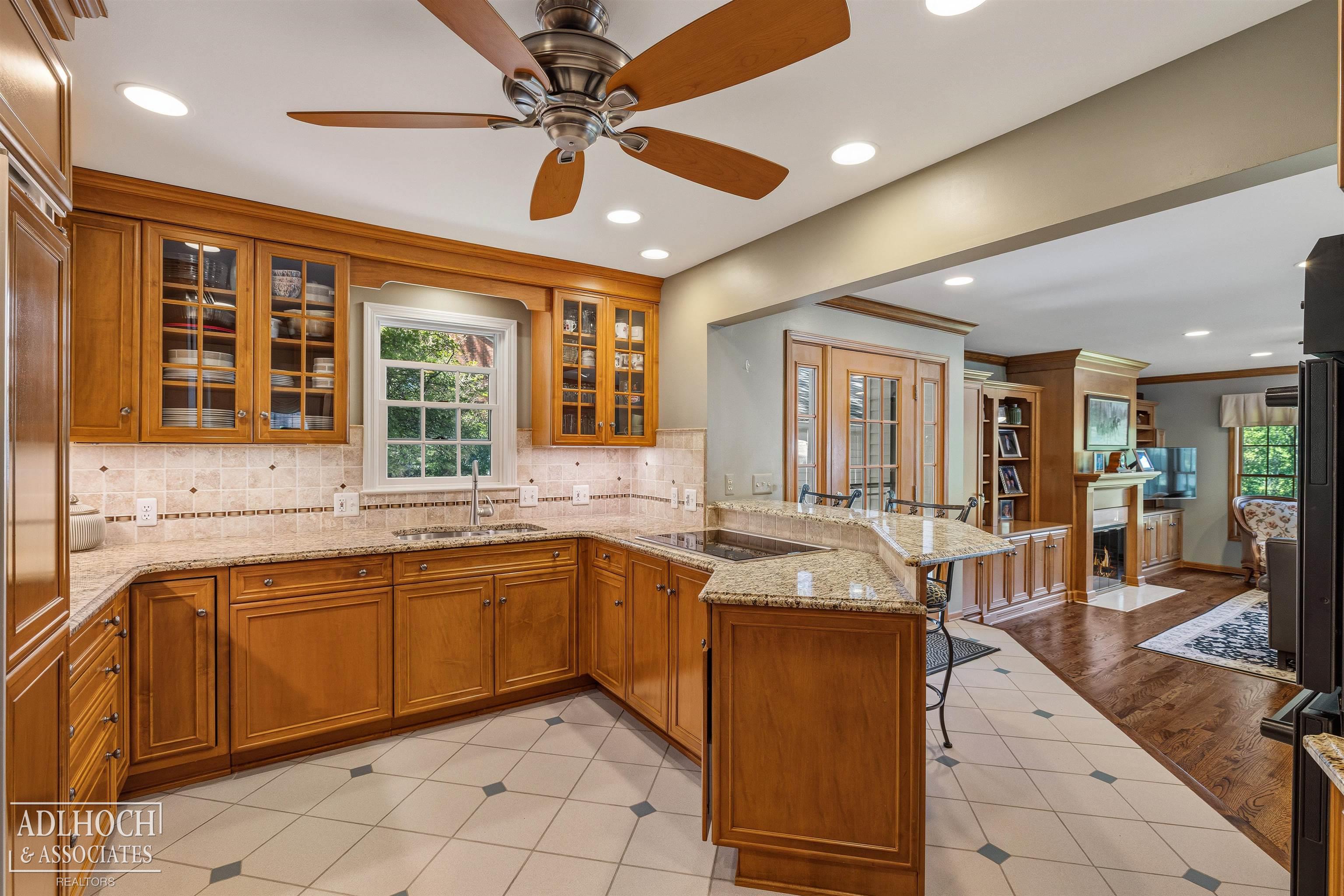 1254 Berkshire Road Grosse Pointe, MI 48230 - Photo 2 of 36