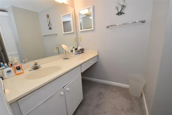 $2,000 | 1516 Pelican Cove Road, Unit GR144, Sarasota, FL 34231