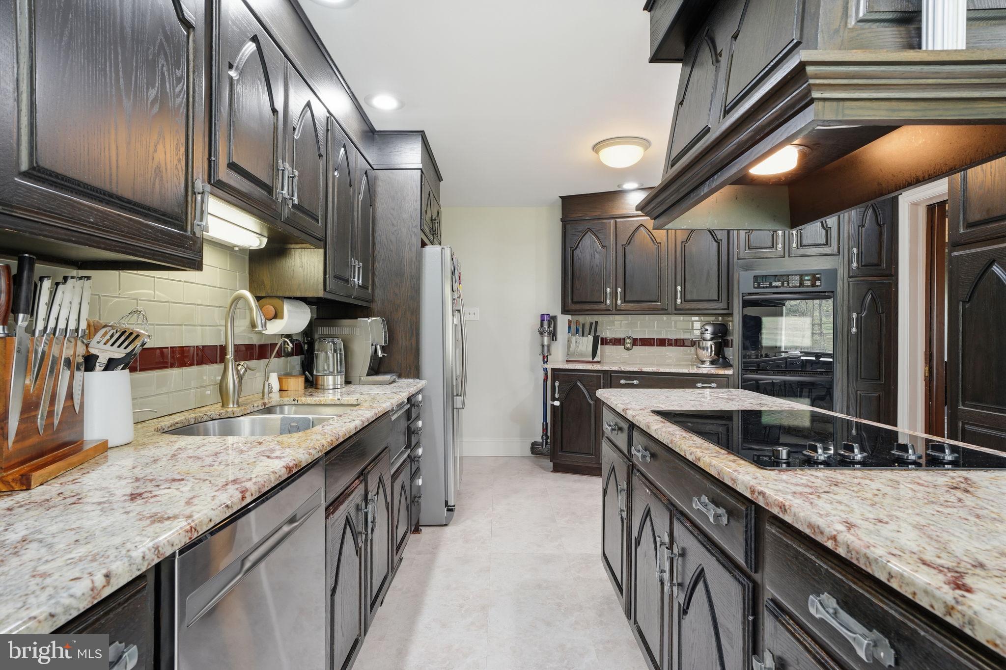 448 Moredon Road Huntingdon Valley, PA 19006 - Photo 14 of 66