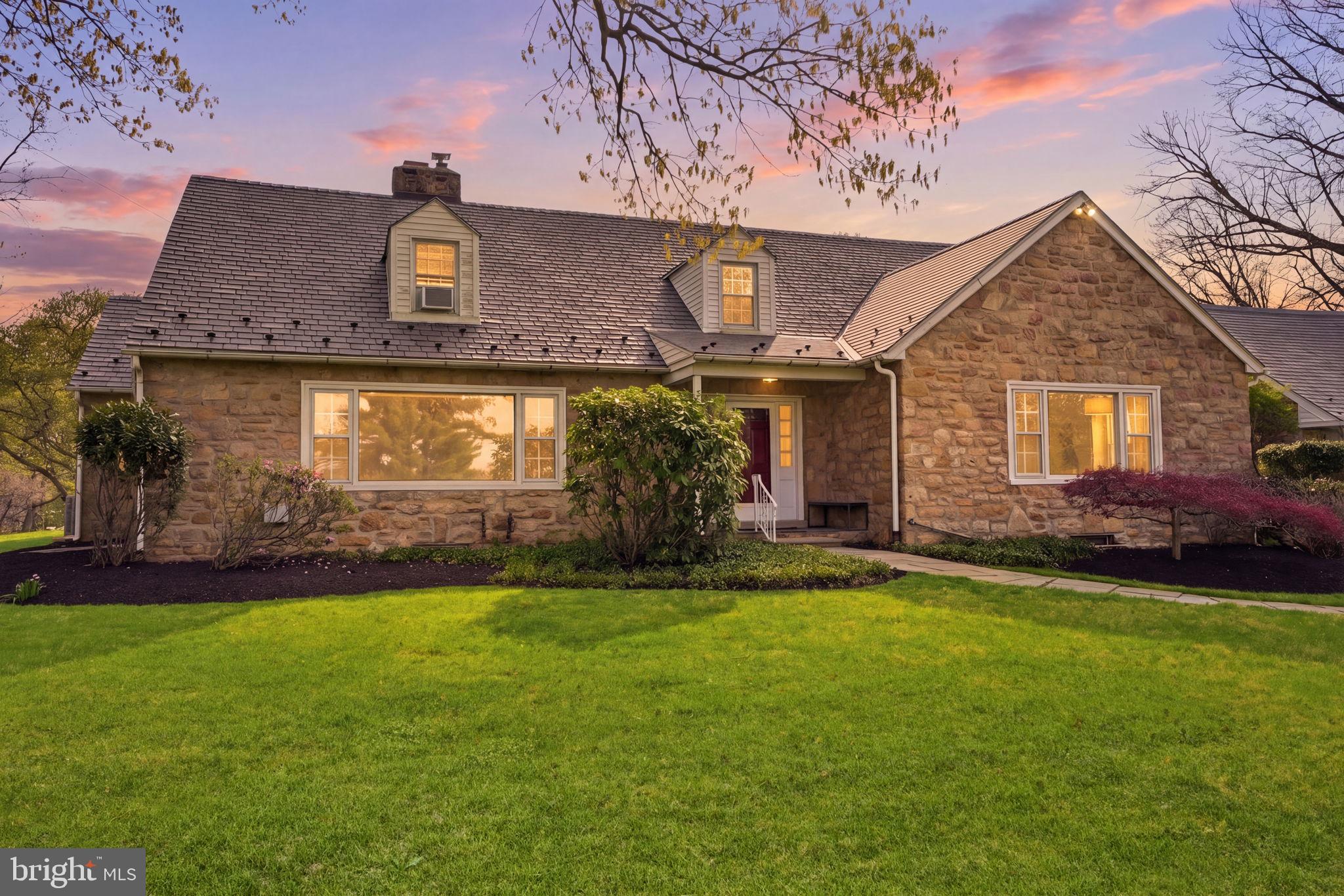 448 Moredon Road Huntingdon Valley, PA 19006 - Photo 3 of 66