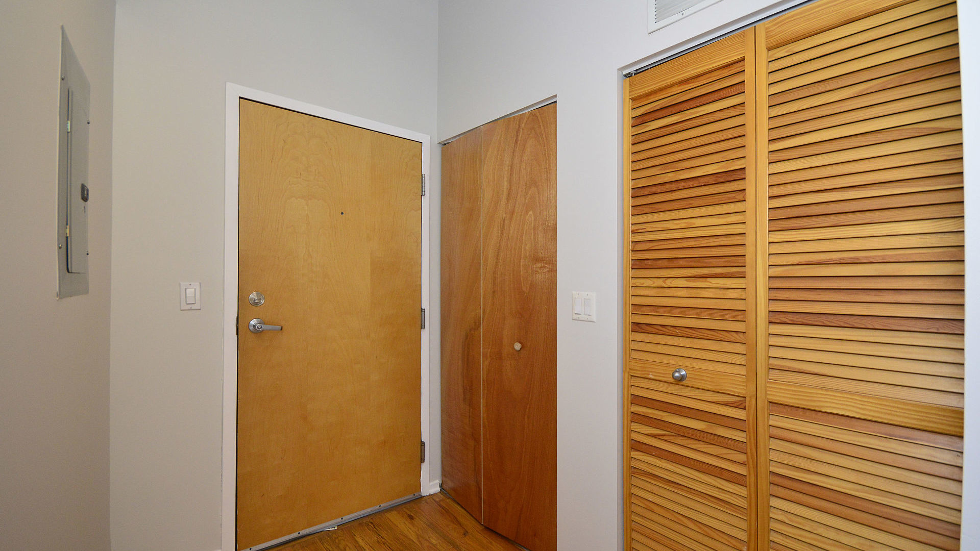 Undisclosed Address Chicago, IL 60607 - Photo 2 of 14