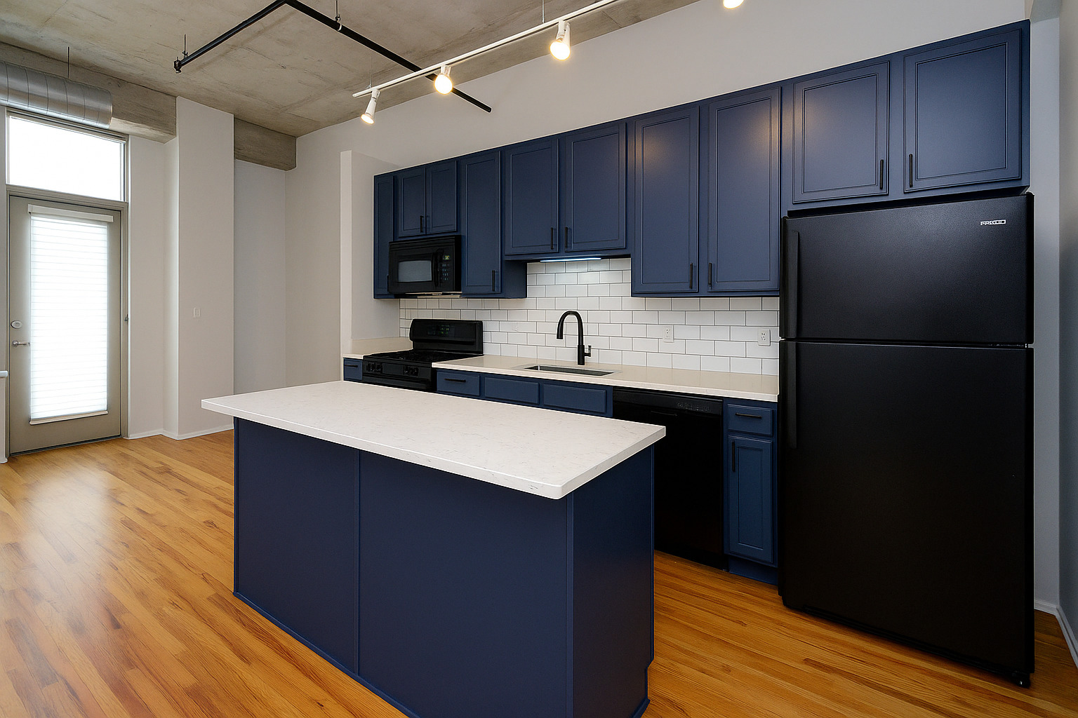 Undisclosed Address Chicago, IL 60607 - Photo 7 of 14