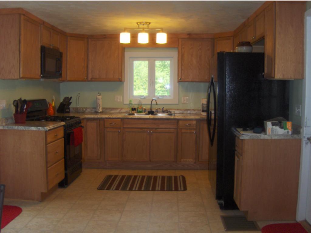 45 Dewey Street Springfield, VT 05156 - Photo 2 of 21