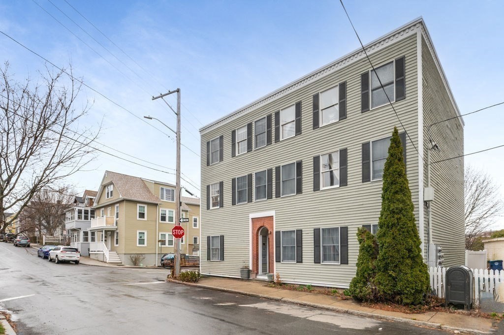 75 Summer Street, Unit 5 Salem, MA 01970 - Photo 4 of 22