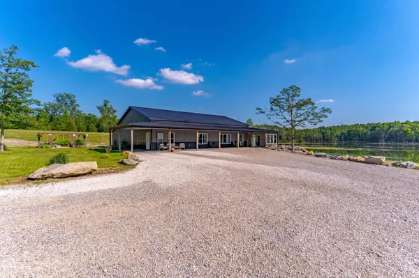 $2,500,000 | 8633 Grimwood Road, Elberfeld, IN 47613