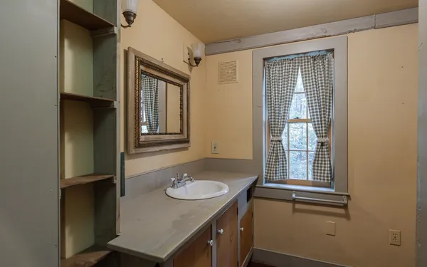 $449,000 | 94 Cold Pond Road, Acworth, NH 03601