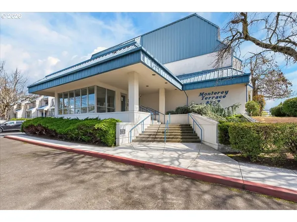 $240,000 | 8717 Southeast Monterey Avenue, Unit 304, Happy Valley, OR 97086