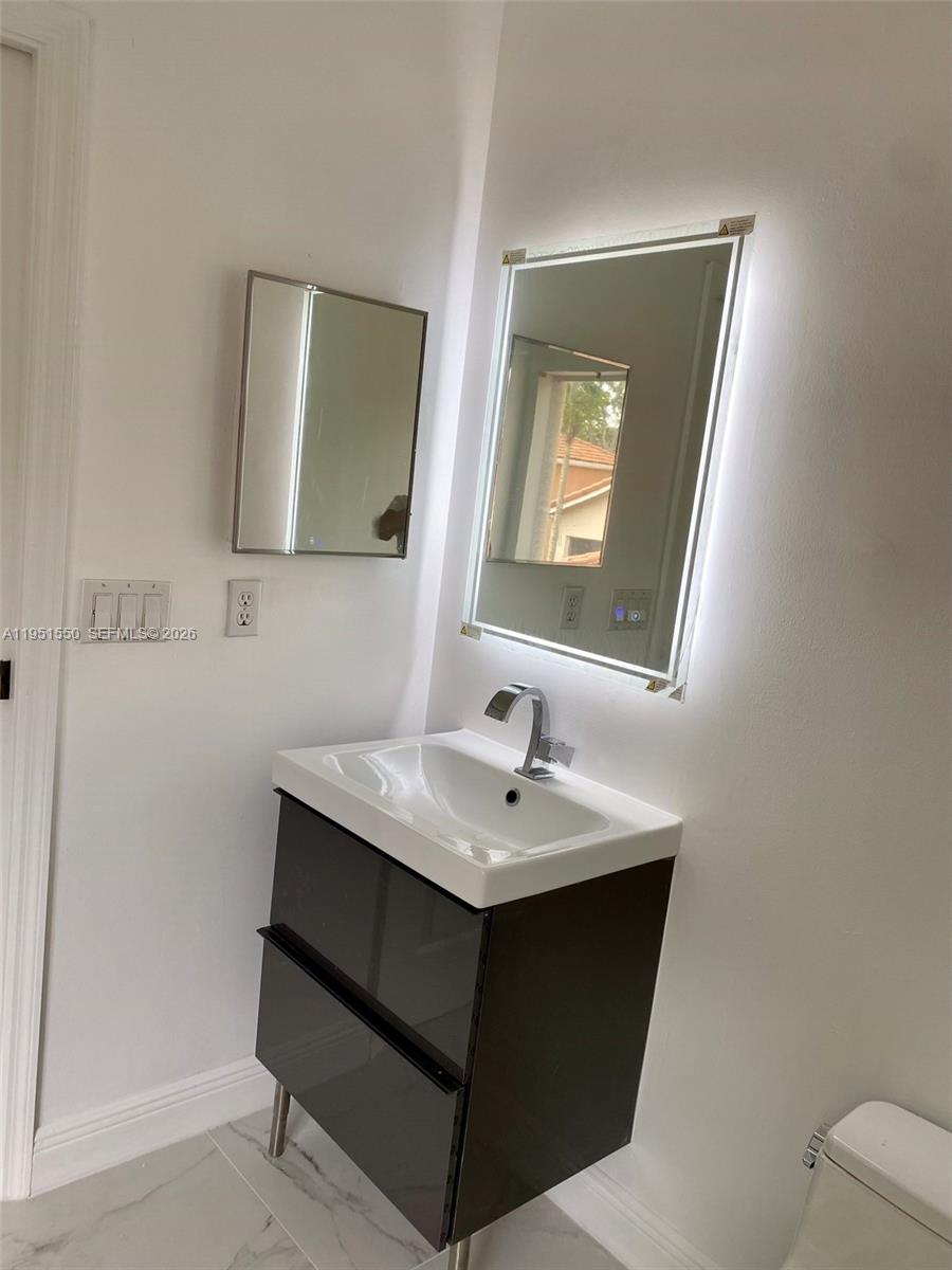 11301 Rockinghorse Road Cooper City, FL 33026 - Photo 17 of 34