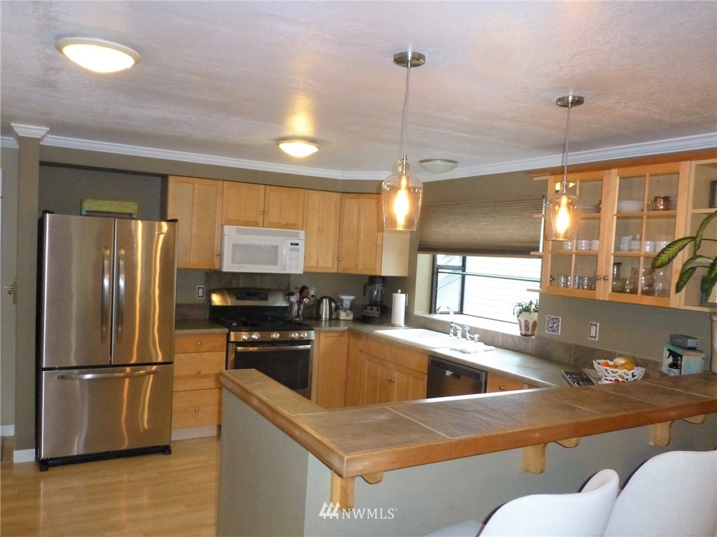 3571 Ridgemont Way Bellingham, WA 98229 - Photo 2 of 18 Gallery Image 2