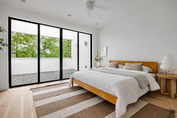 $5,500 | 1811 Justin Lane, Unit A, Austin, TX 78757