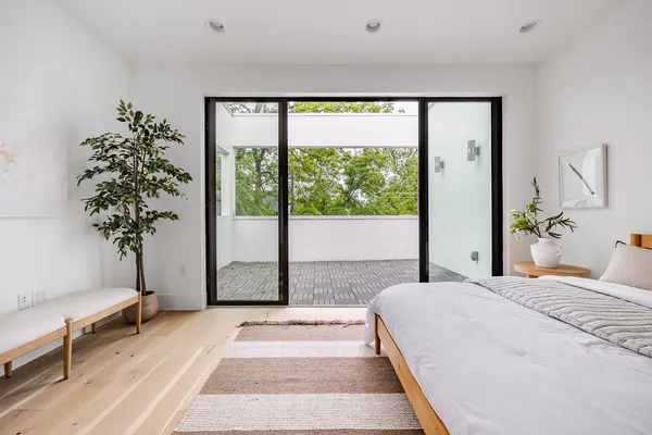 $5,500 | 1811 Justin Lane, Unit A, Austin, TX 78757