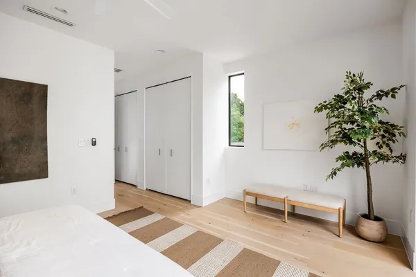 $5,500 | 1811 Justin Lane, Unit A, Austin, TX 78757