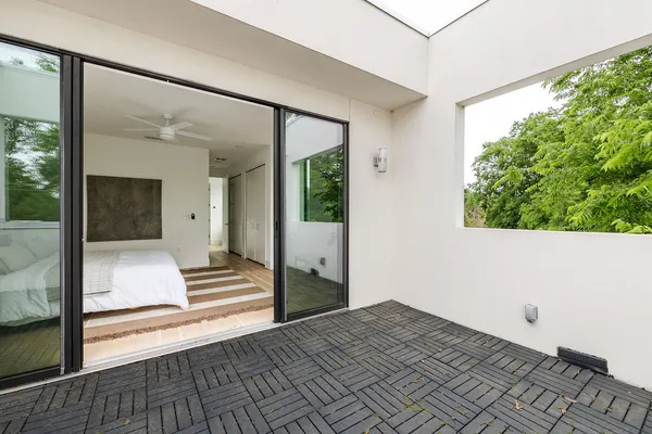 $5,500 | 1811 Justin Lane, Unit A, Austin, TX 78757