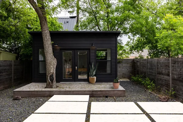 $5,500 | 1811 Justin Lane, Unit A, Austin, TX 78757