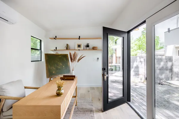 $5,500 | 1811 Justin Lane, Unit A, Austin, TX 78757