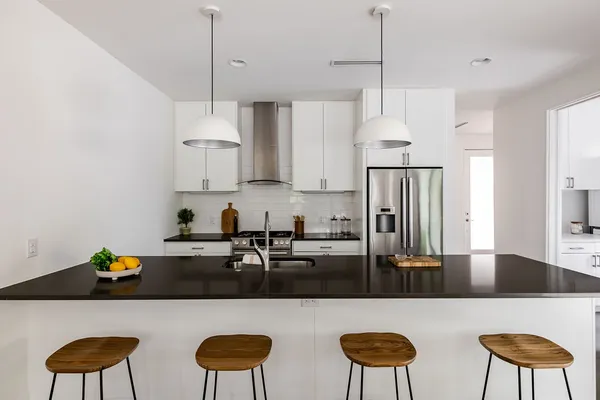 $5,500 | 1811 Justin Lane, Unit A, Austin, TX 78757