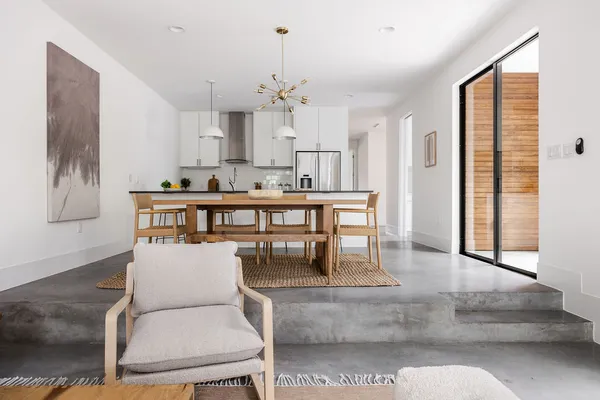 $5,500 | 1811 Justin Lane, Unit A, Austin, TX 78757