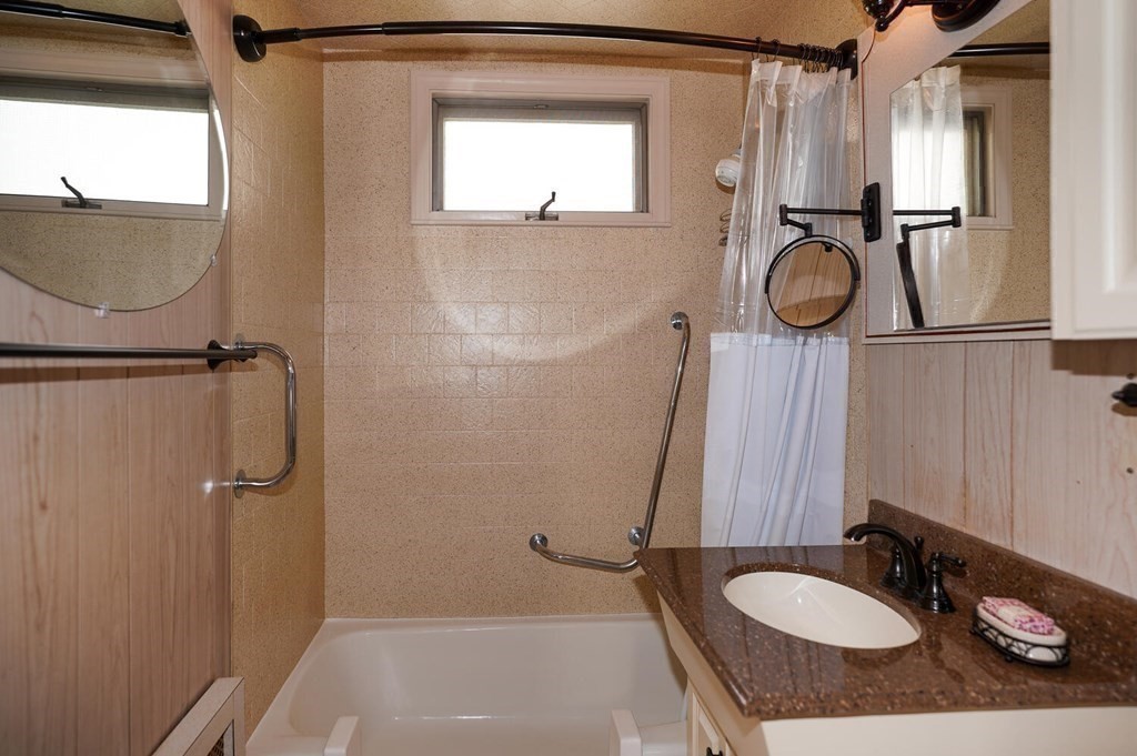 14 Carl Road Arlington, MA 02474 - Photo 17 of 28 Gallery Image 17