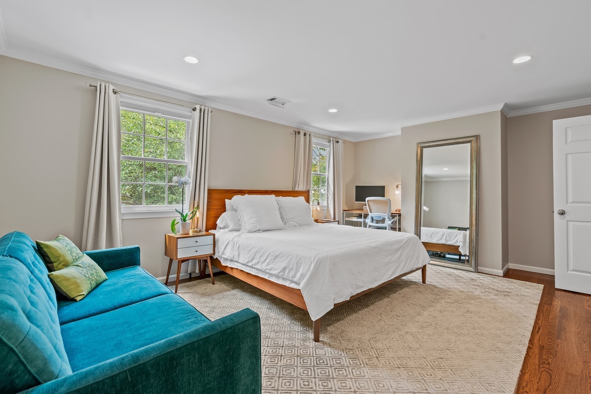 30 Pleasant Street, Unit 30 Wellesley, MA 02482 - Photo 15 of 34 Gallery Image 15