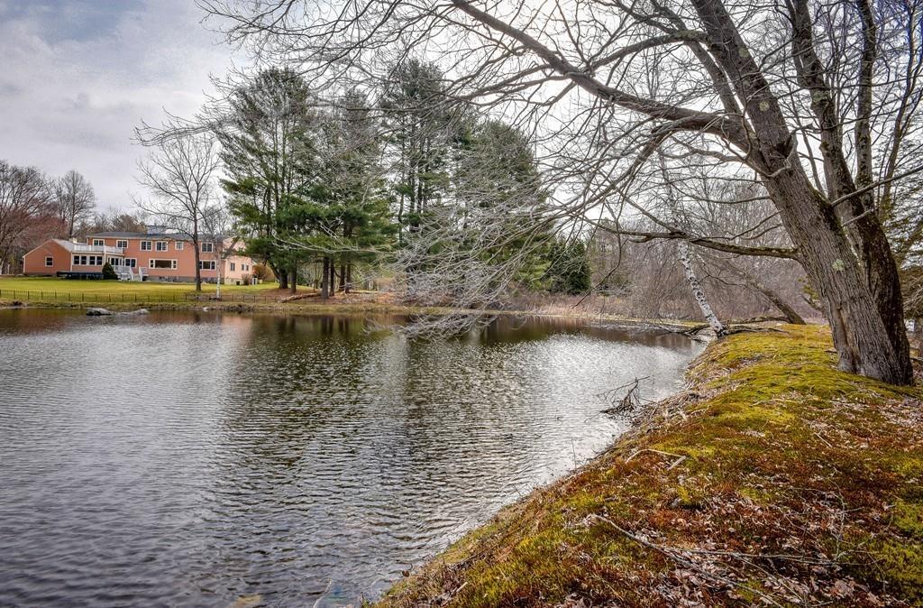 39 Yorkshire Road Dover, MA 02030 - Photo 8 of 39 Gallery Image 8
