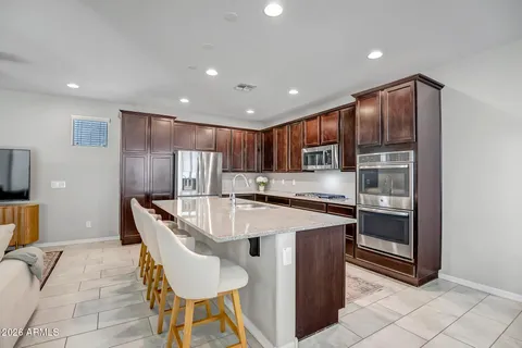 $475,000 | 2252 South Basmath Lane, Gilbert, AZ 85295