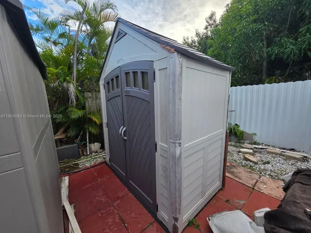 $470,000 | 7510 Granada Boulevard, Miramar, FL 33023