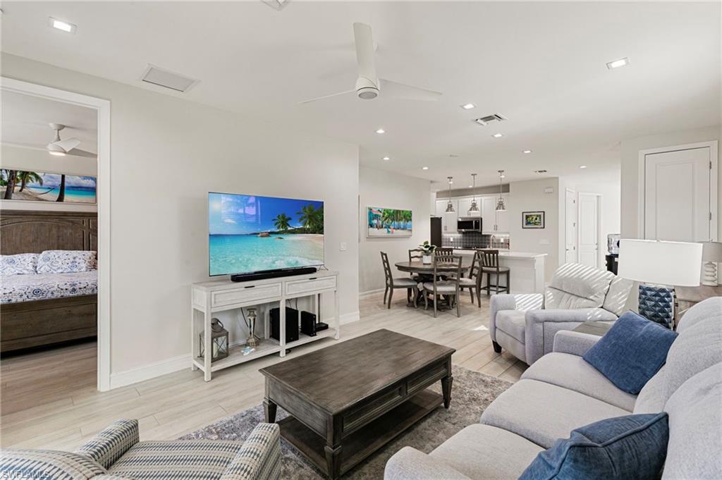 7535 Rockefeller Drive Naples, FL 34119 - Photo 14 of 35