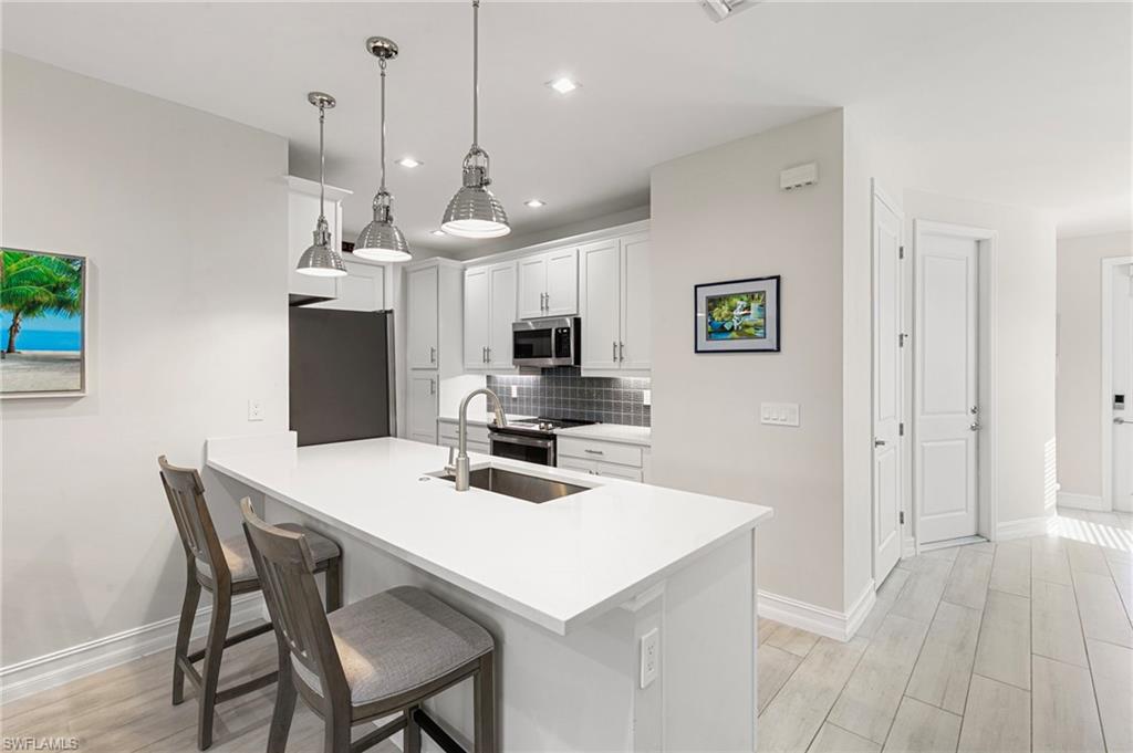 7535 Rockefeller Drive Naples, FL 34119 - Photo 6 of 35