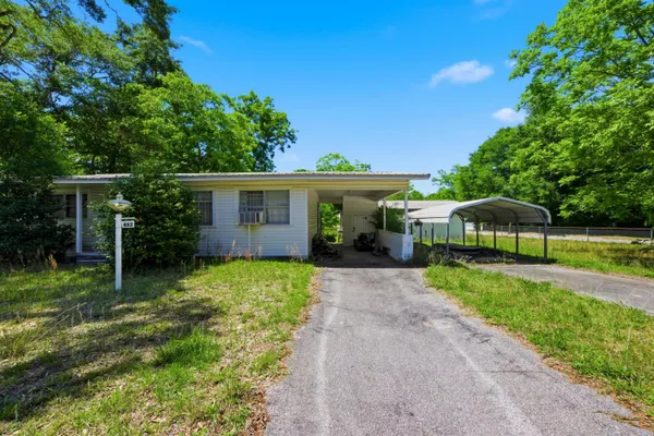 $89,999 | 482 Bowers Avenue East, Crestview, FL 32539