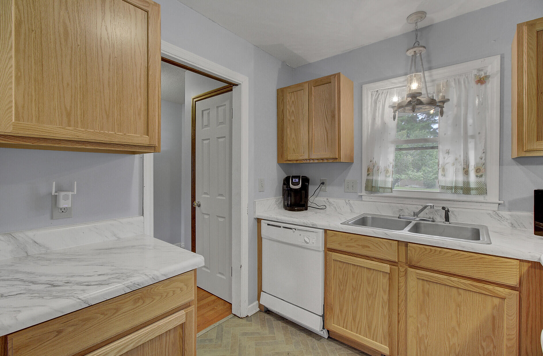 715 Beauregard Road Summerville, SC 29486 - Photo 15 of 32 14_14_mls