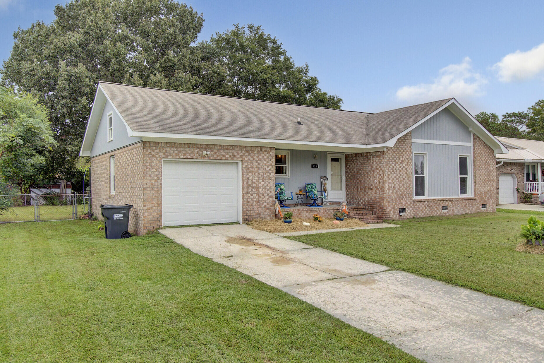 715 Beauregard Road Summerville, SC 29486 - Photo 3 of 32 03_3_mls