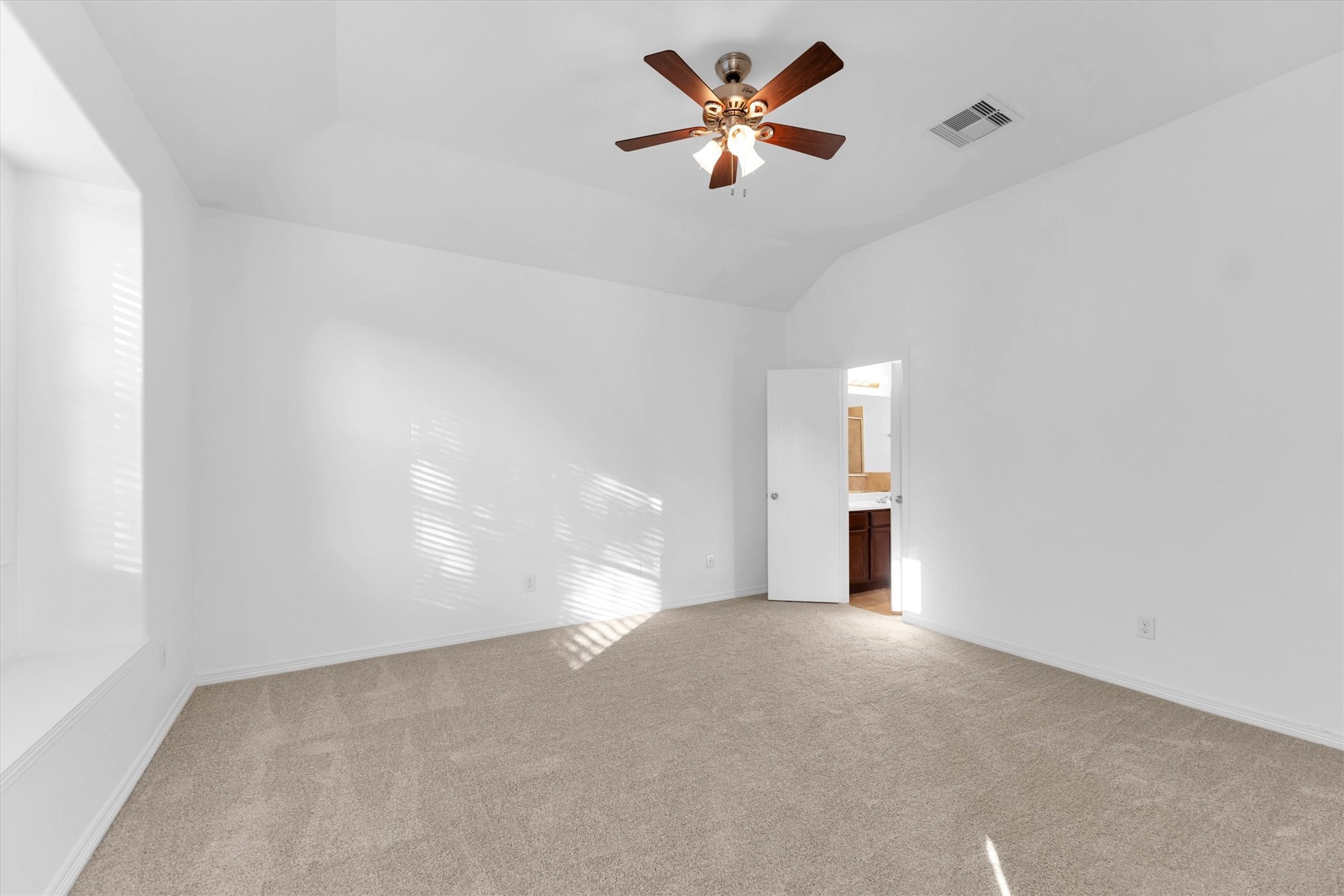 13035 Avery Ridge Lane Tomball, TX 77377 - Photo 17 of 44 Gallery Image 17