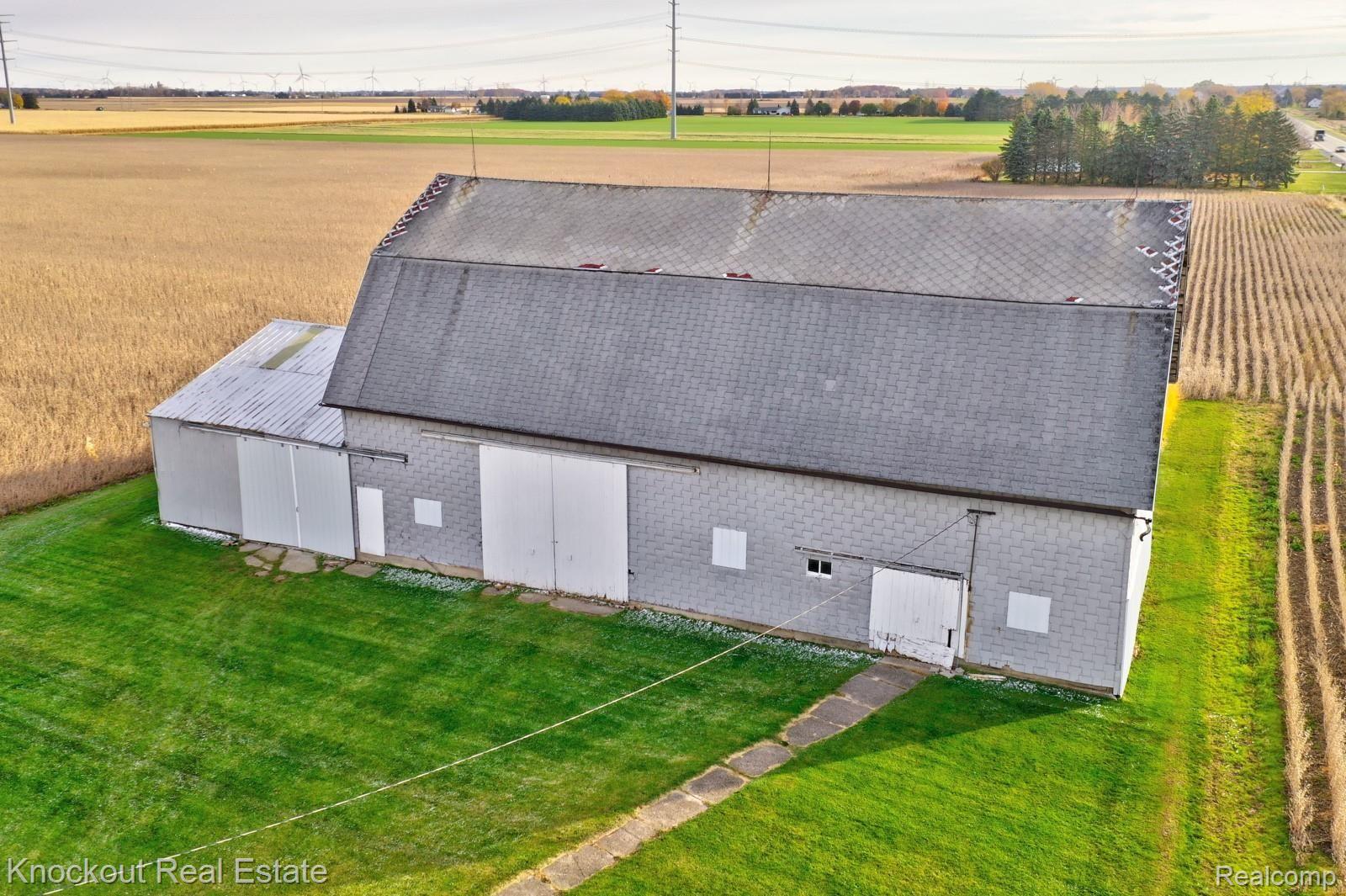 9230 West Caro Road Reese, MI 48757 - Photo 75 of 77 9230 W Caro Reese-74.jpg