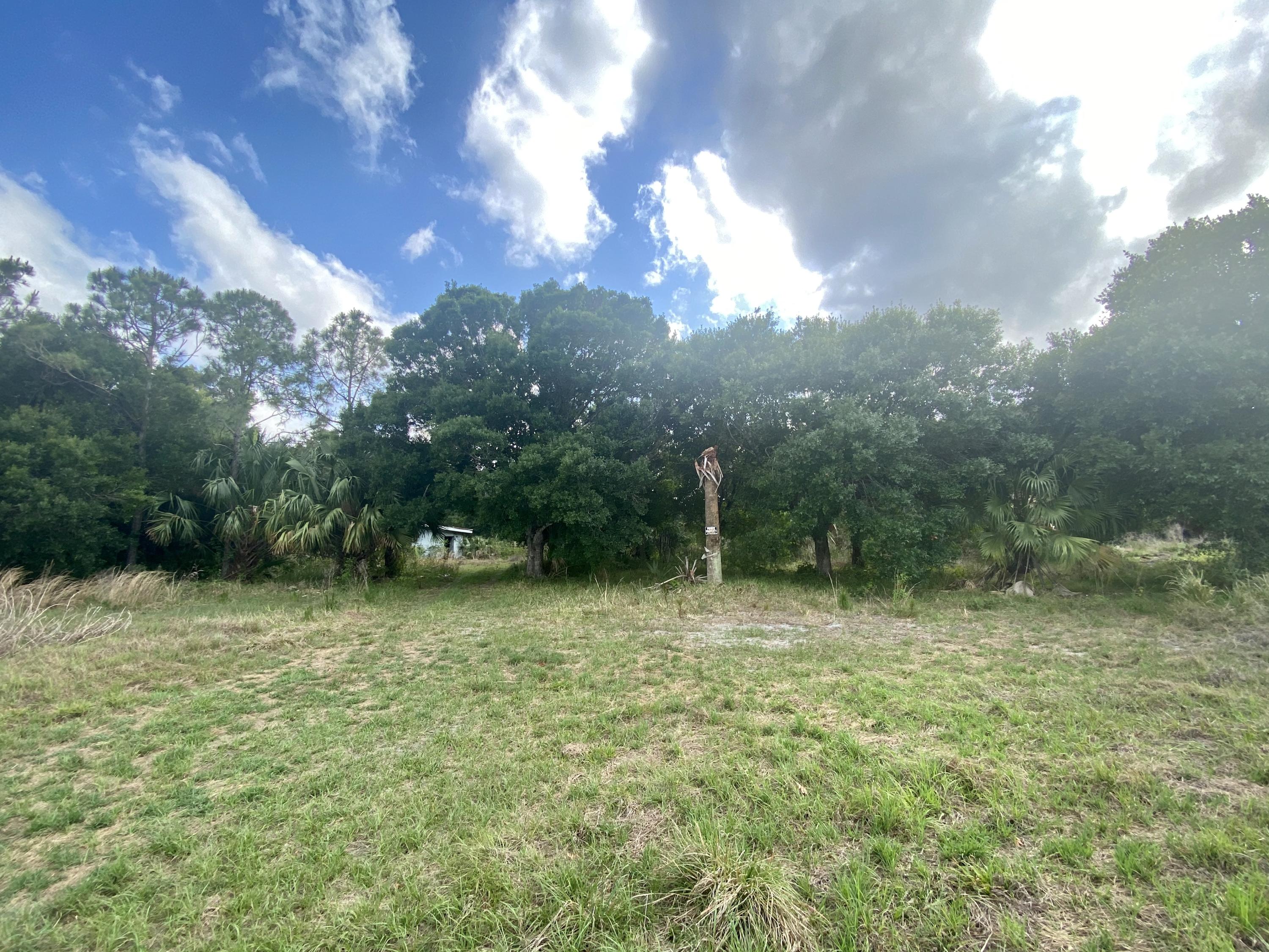 2211 South Rock Road Fort Pierce, FL 34945 - Photo 7 of 9 C4C93089-B4F4-424C-97CE-9226BC714D7A