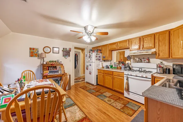 $425,000 | 917 West Locust Street, Belvidere, IL 61008