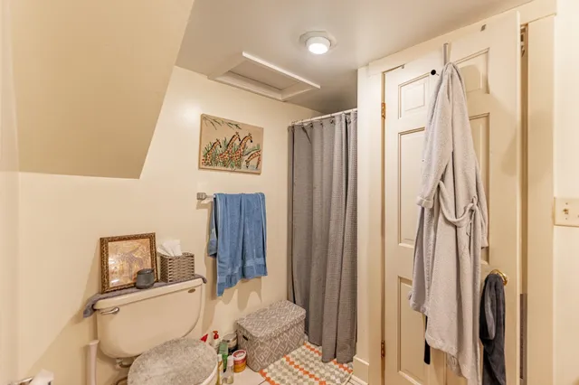 $425,000 | 917 West Locust Street, Belvidere, IL 61008