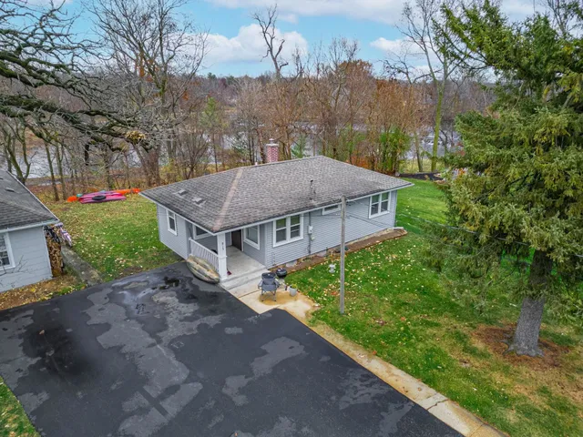 $425,000 | 917 West Locust Street, Belvidere, IL 61008