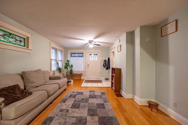 $425,000 | 917 West Locust Street, Belvidere, IL 61008