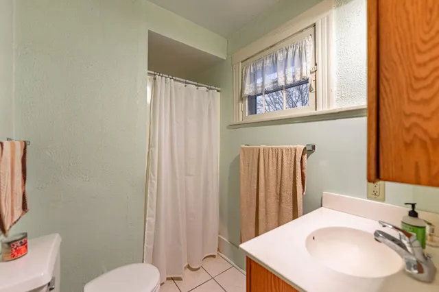 $425,000 | 917 West Locust Street, Belvidere, IL 61008