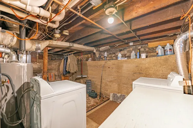 $425,000 | 917 West Locust Street, Belvidere, IL 61008