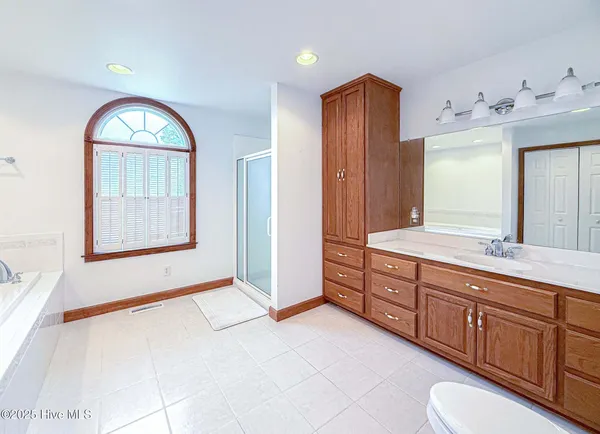 $319,900 | 707 Gliden Road, Belvidere, NC 27919