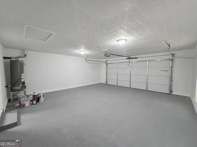 a view of a garage