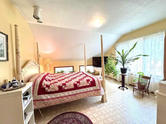 $375,000 | 1032 Rainy Lake Road Northwest, Backus, MN 56435