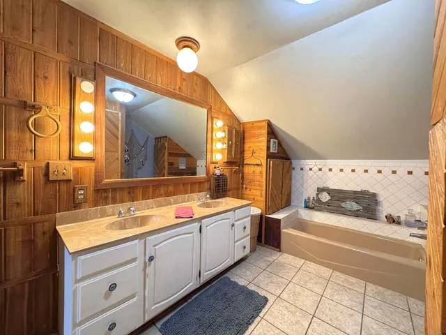 $375,000 | 1032 Rainy Lake Road Northwest, Backus, MN 56435