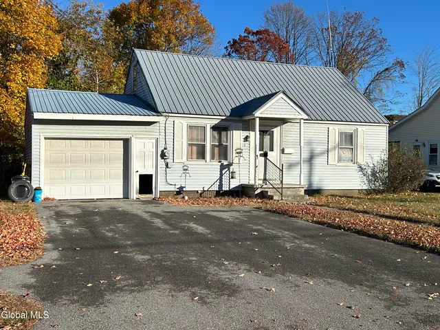 $129,900 | 91 3rd Street, Glens Falls, NY 12801